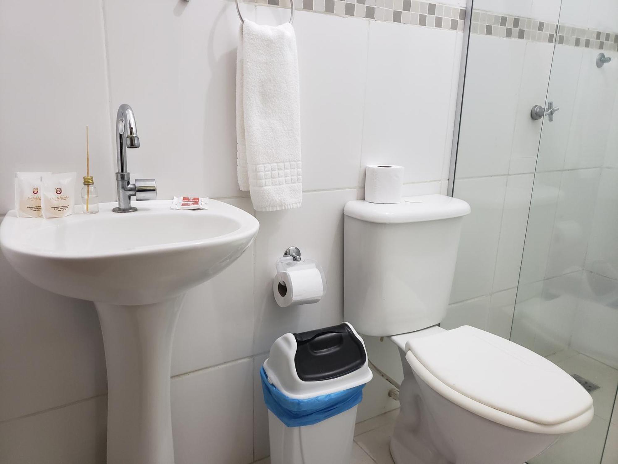 Hotel Umuarama Aparecida Sp Екстер'єр фото